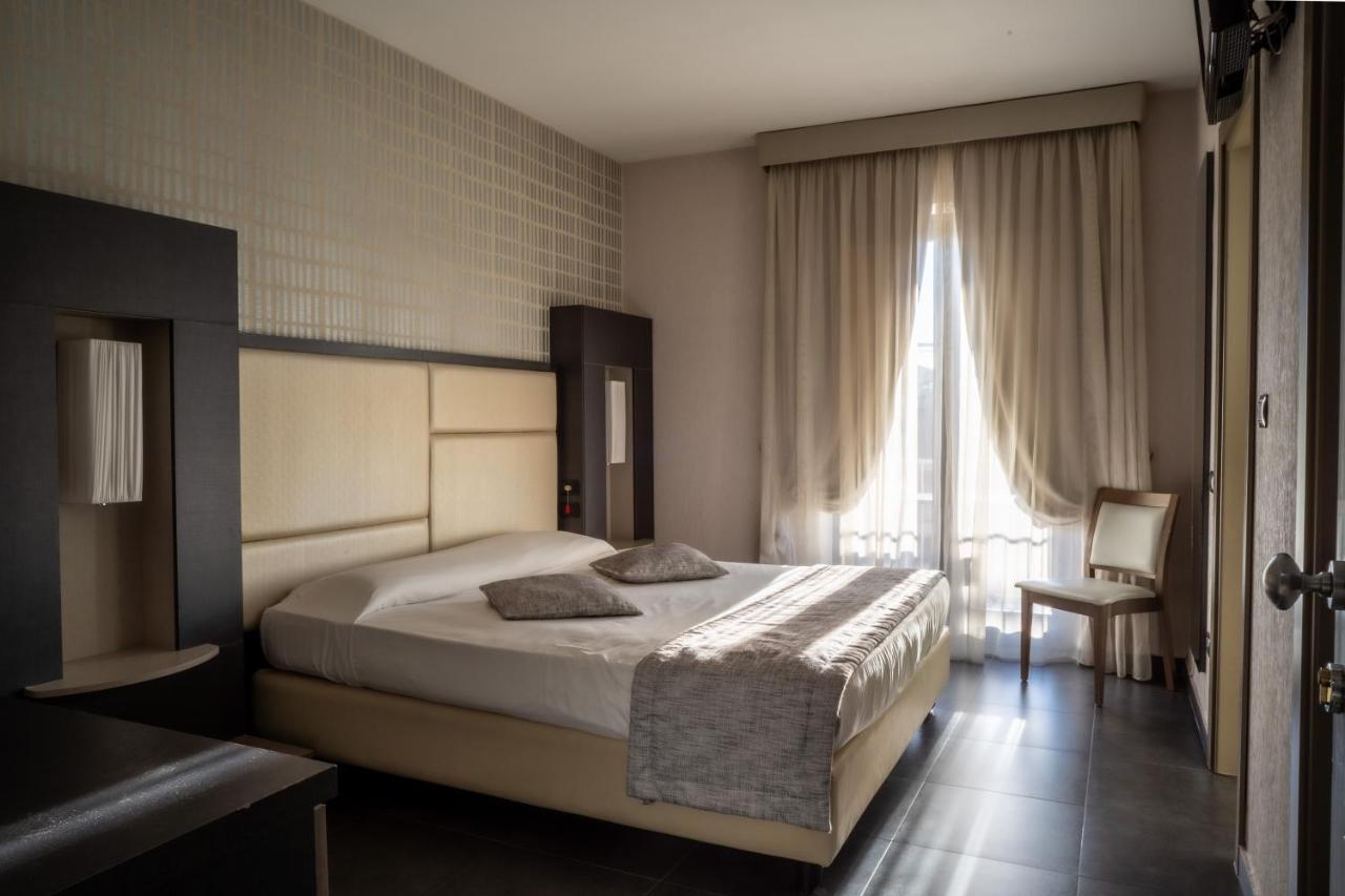 Premiere Hotel 4*