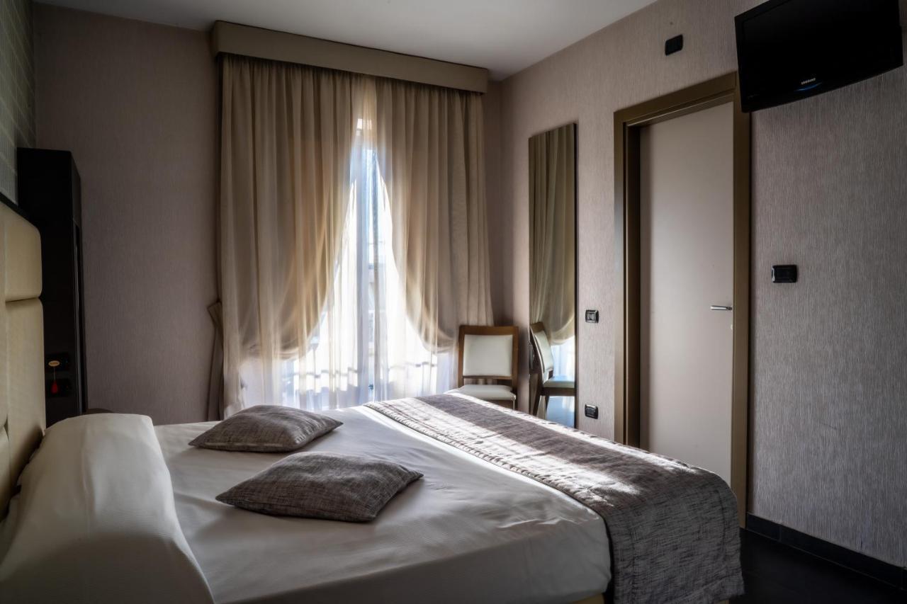 Premiere Hotel Varcaturo