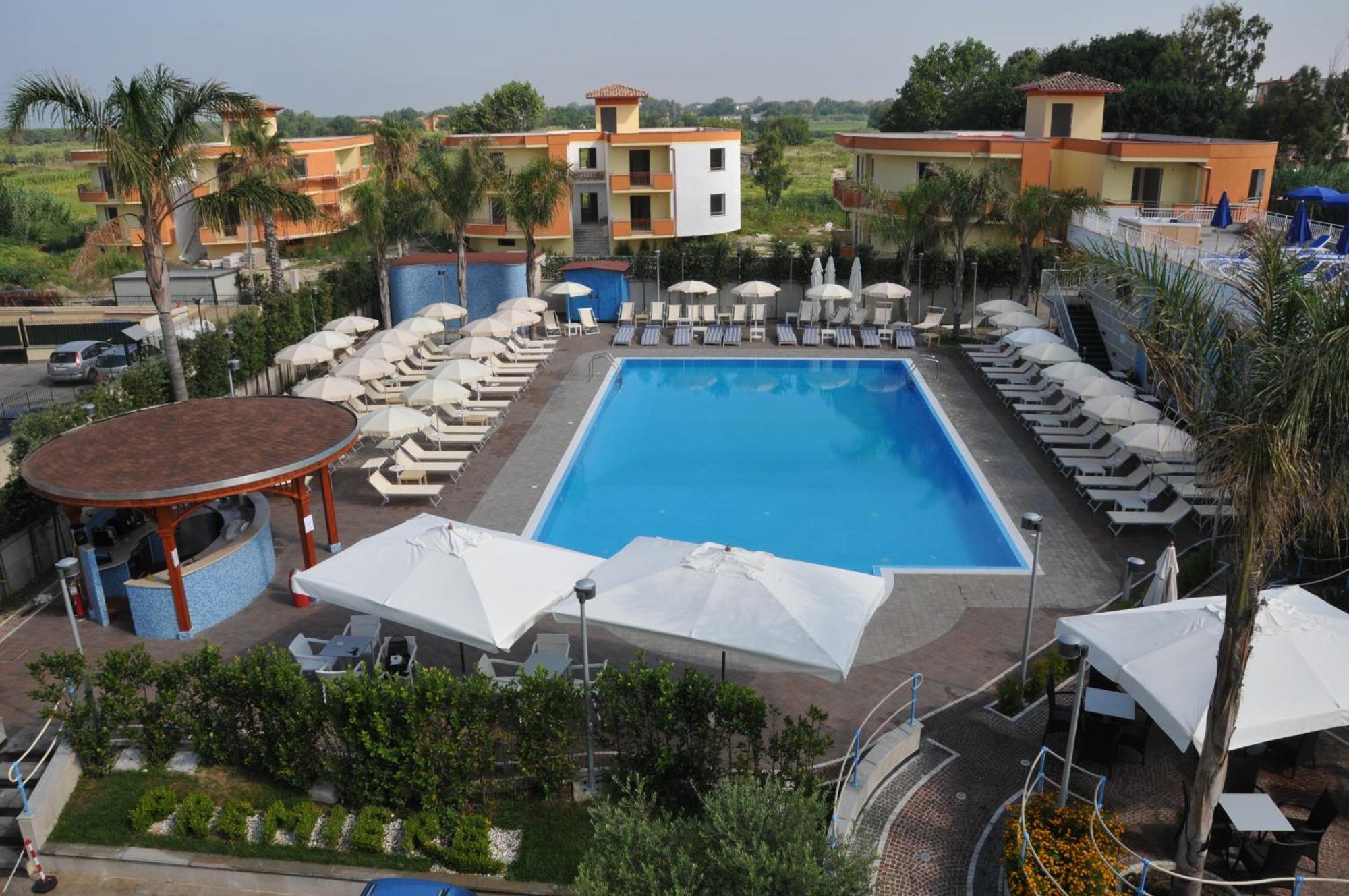 Premiere Hotel